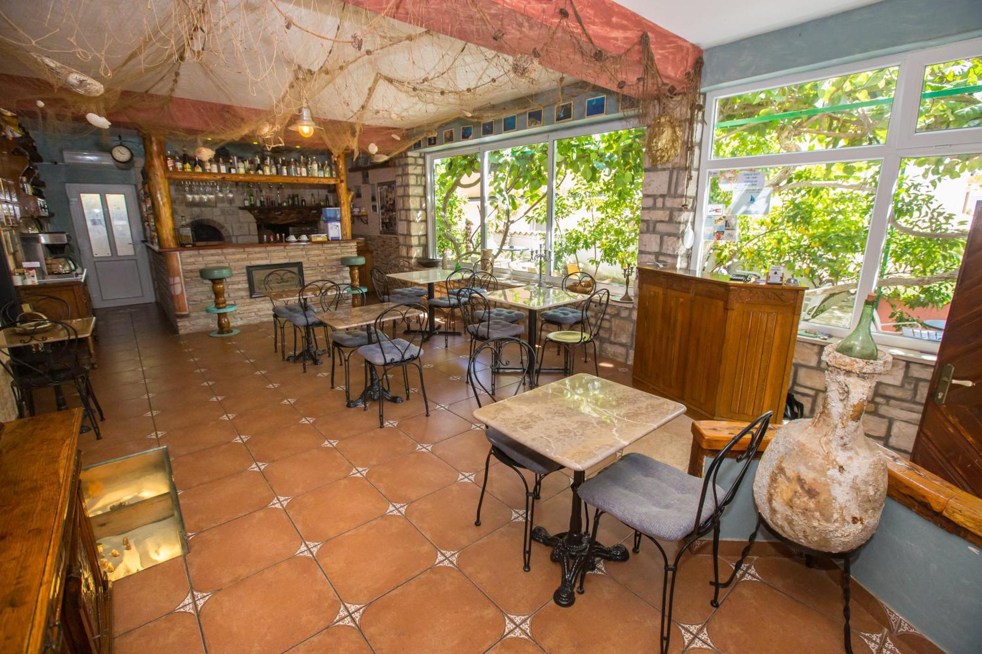 Monsena Gostinjska kuća 4*
